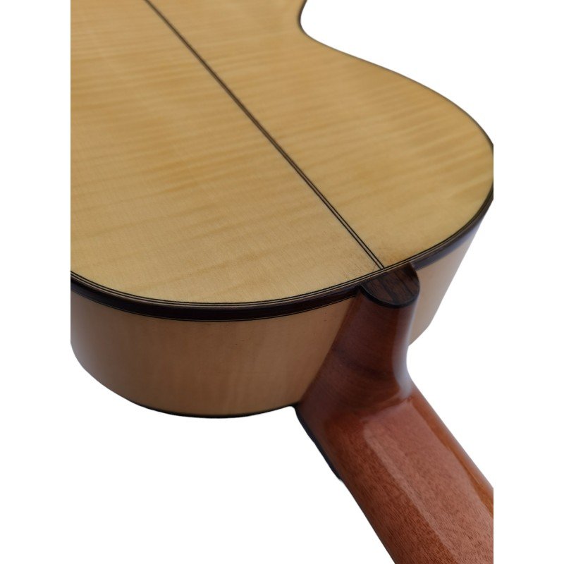 C320.R9 Guitarra Clasica Romantica Vicente Tatay de Arce Rizado - Imagen 8